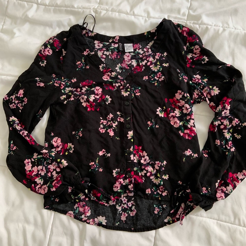 Cropped floral button down